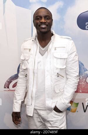 Akon Pictured Backstage At The Capital FM Jingle Bell Ball At The O2