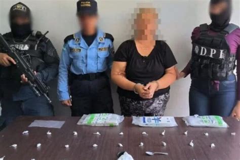 Mujer de 52 años capturada por tráfico de drogas