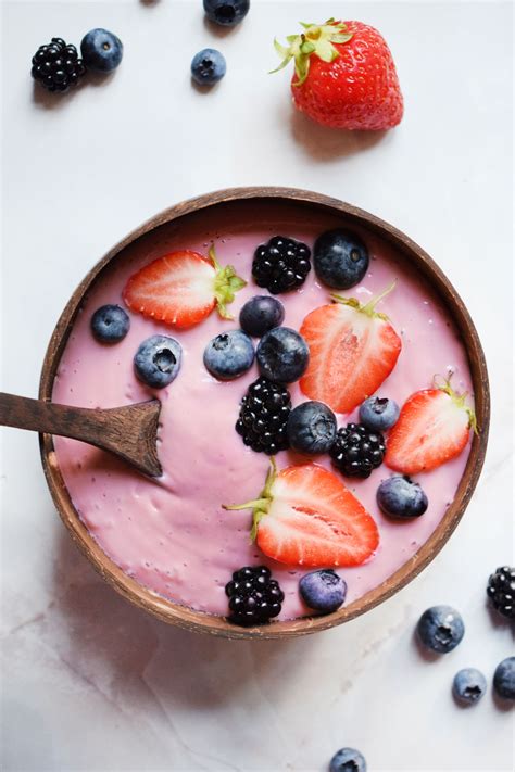 Pink Smoothie Bowl - Let's Eat Smart