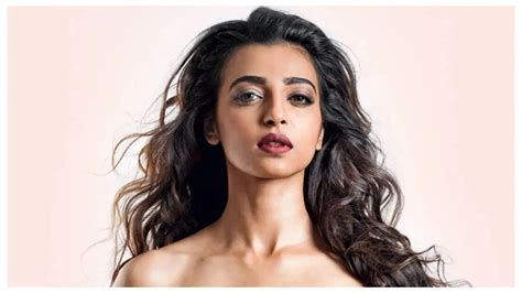 radhika apte pregnant   padman actress husdband benedict taylor
