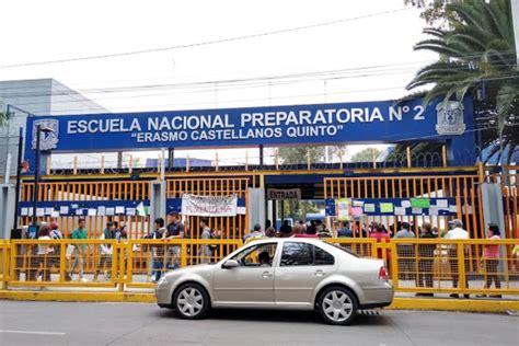 Prepa 2 Muere Alumna Al Interior De La Escuela De La Unam Publimetro