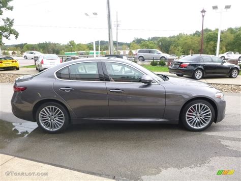 2018 Vesuvio Gray Metallic Alfa Romeo Giulia Ti AWD 129616234 Photo 9