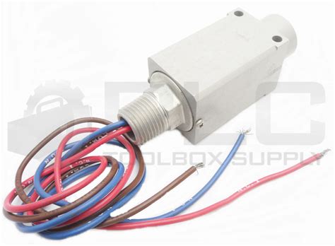 New Custom Control Sensors P Pressure Switch Incr Psi Ebay