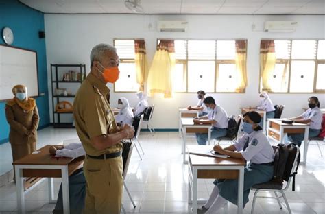 Sekolah Bisa Tambah Jumlah Kelas Uji Coba Ptm Republika Online