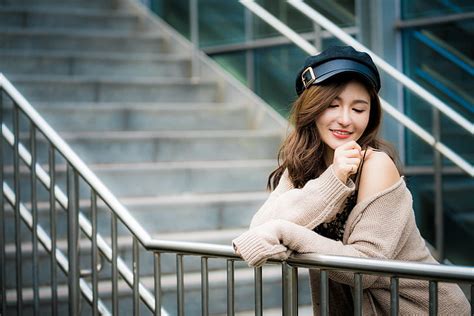 Wanita Asia Brunette Gadis Topi Model Senyum Wanita Wallpaper