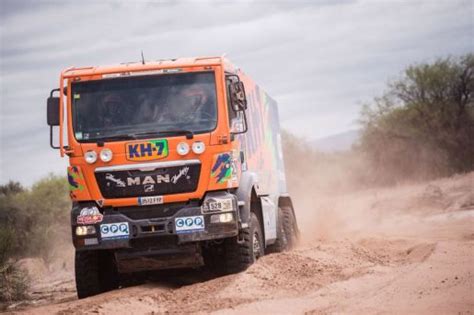 El Kh Epsilon Team Agranda Su Leyenda En El Dakar Motorpy