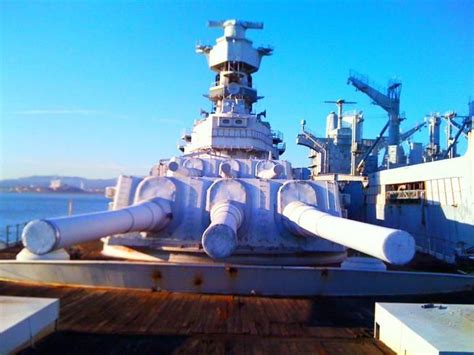 USS Iowa Turret | Battleship, Uss iowa, Navy ships