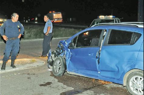 Familia porteña se salva milagrosamente de morir tras chocar con un