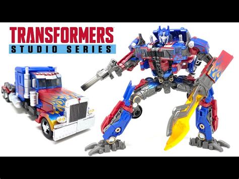 Transformers Studio Series Premium Finish Optimus Prime Action