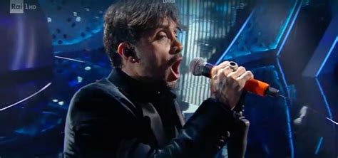 Fabrizio Moro Finale Sanremo Sei Tu Ormai Una Certezza