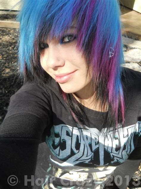 Shellyyspoons Multi Coloured Hair Short Emo Hair