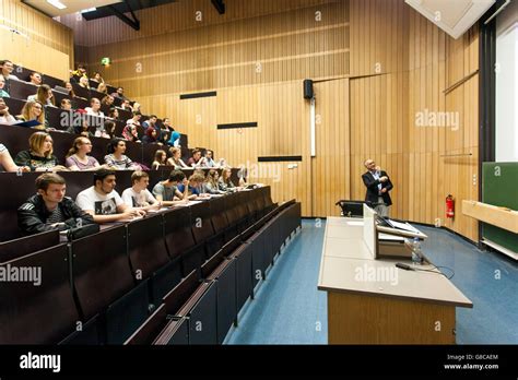 University Lecture Theatre Hi Res Stock Photography And Images Alamy