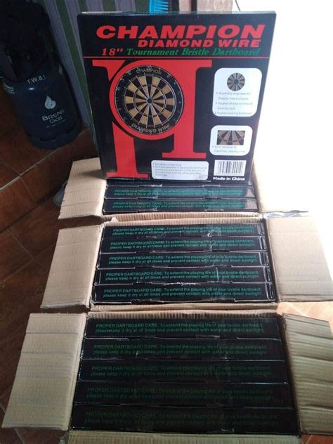 Champion Diamond Wire Dartboard 18 Sports Equipment Sports Games