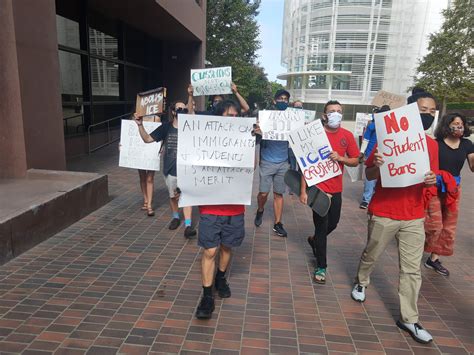 Victory Uaw Academic Workers Take On Ice And Win Uaw 2865