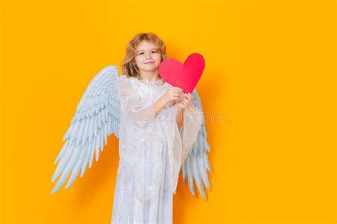 Ange Avec Coeur Bannière Du Jour Des Valentines Enfant Mignon Avec