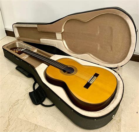 YAMAHA GC22S Grand Concert Classical Guitar Hobbies Toys Music