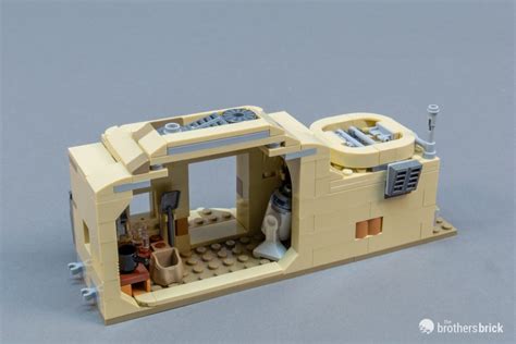 LEGO Star Wars 75290 Mos Eisley Cantina TBB Review 48 The Brothers