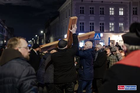 Galeria Droga Krzyżowa ulicami Wschowy FOTO Ziemia Wschowska jest