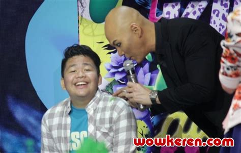 Gambar Foto Nycta Gina Dan Deddy Corbuzier Menjadi Host Indonesia Kids