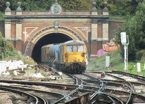 73136 Tulse Hill Very Filthy GB Railfreight Class 73 Nos Flickr