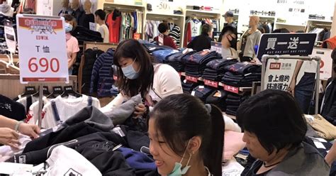 禮客outlet 週年慶人潮擠爆 加碼祭出第2波限量搶購2折起排隊商品超殺優惠 Wowonews