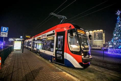 Przez Krak W Przejecha Pierwszy Tramwaj Bez Motorniczego Film