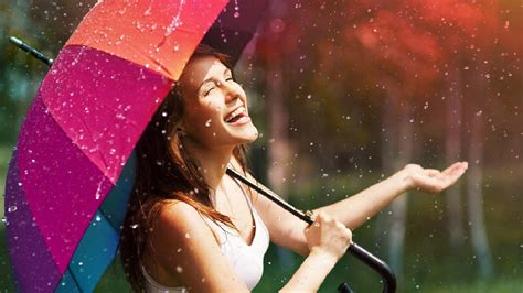 Tips To Stay Healthy In Monsoon Season