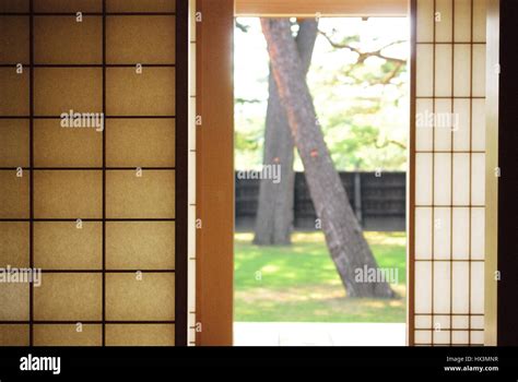 Japanese paper sliding doors, Shoji Stock Photo - Alamy