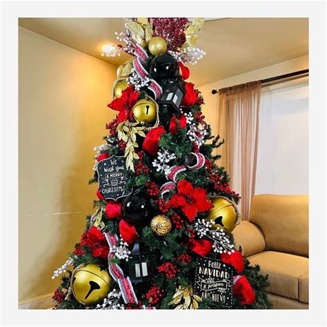 30 Ideas para decorar un árbol de navidad en negro