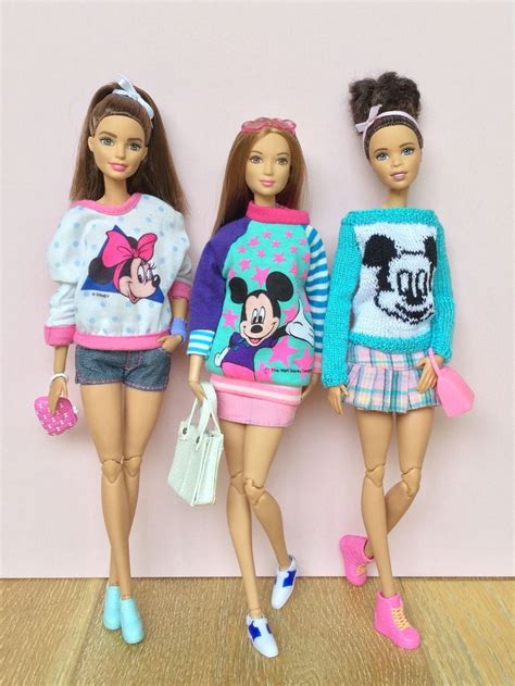 Dolls in Disney sweaters. | Diy barbie clothes, Barbie clothes, Disney ...