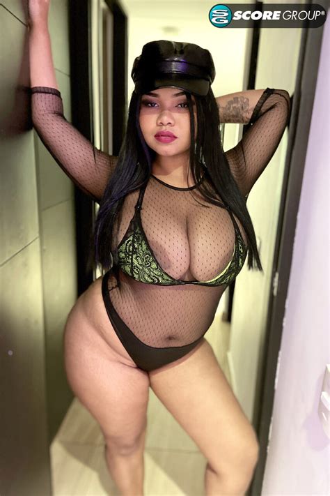 Latina Coochies Featuring Naty XXX Porn Pics CoedCherry