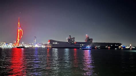 Navy Lookout On Twitter Hmsqnlz Arrives Back In Portsmouth This