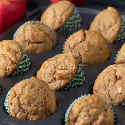 Whole Wheat Apple Cinnamon Muffins