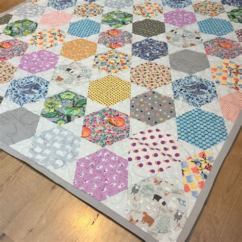 Hexagon Quilt Machine Pieced Large Hexies Set In Rows With Triangles