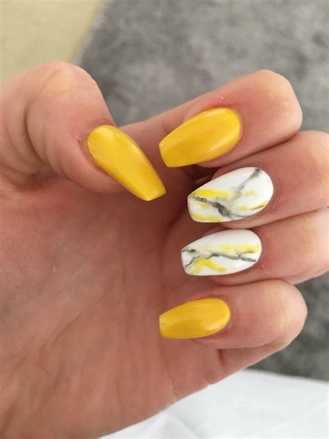 Yellow Yellownails Nails Nailart Naildesigns Marble Yellow