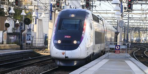 Grève Retour progressif à la normale des trains mercredi prévoit