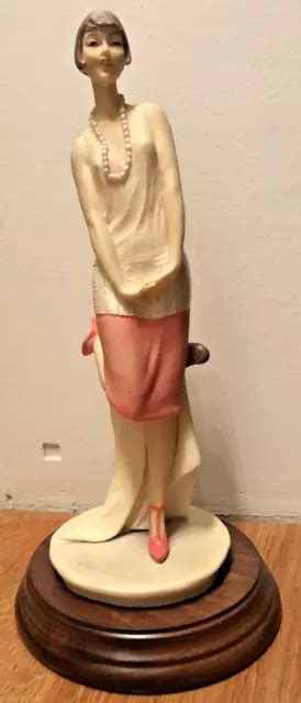 Figurine R Sine Femme Gar Onne Ann Es Sign E Vittorio Tessaro