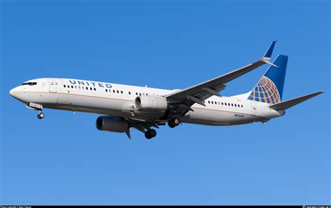 N81449 United Airlines Boeing 737 924ER WL Photo By Marc Charon ID