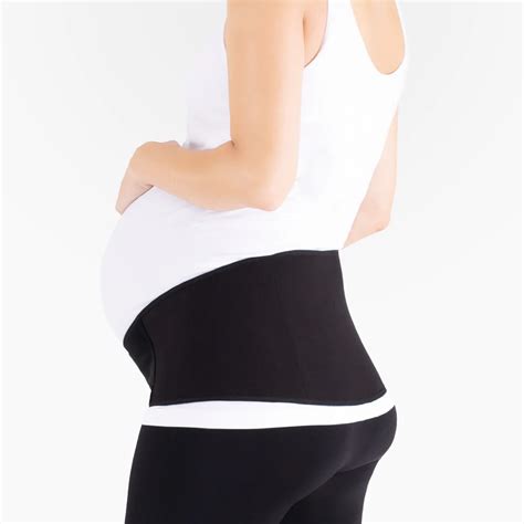 Survive Preggo Holiday Travel With These Essentials Babe By Hatch