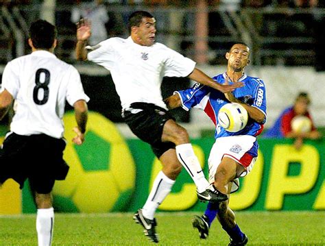 Para Inspirar Relembre Viradas Marcantes Do Corinthians Antes De