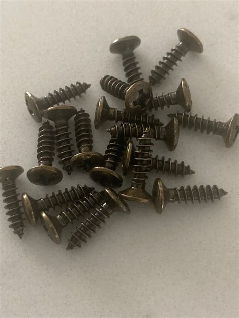 Scratchplate Screws Bronze Southern Tonewoods