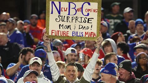 Bills fans make special announcement at Highmark Stadium: 'Surprise mom ...