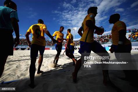 Tahiti V Brazil Fifa Beach Soccer World Cup Bahamas 2017 Photos And Premium High Res Pictures