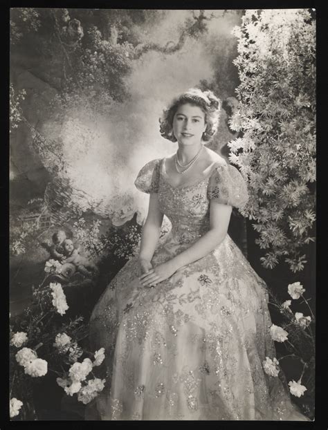 Exhibition Review Queen Elizabeth Ii By Cecil Beaton Vanda Londonist