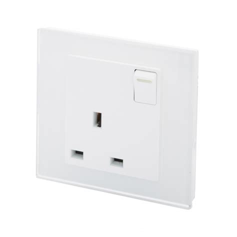 Crystal Pg 13a Single Plug Socket With Switch White Retrotouch Designer Light Switches And Plug