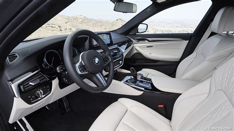 BMW 5-Series | 2017MY 540i M Sport | Interior