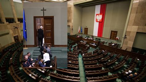 Symboliczne Zdj Cie Jaros Awa Kaczy Skiego Koniec Pis Wiadomo Ci