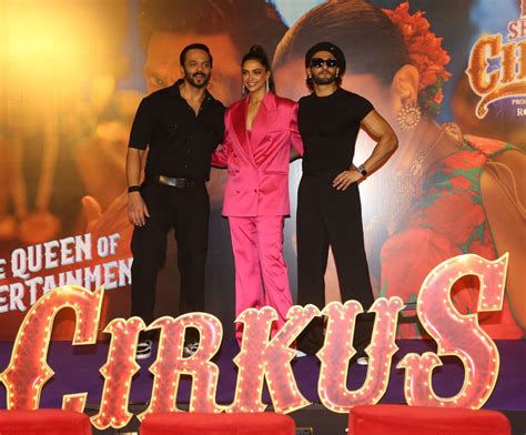 Deepika and Ranveer shining and dancing together in Current Laga Re ...