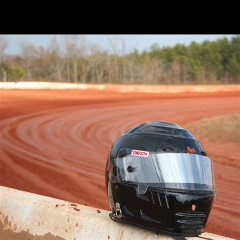 Laser Hair Growth Helmet Review: Best Helmet For Dirt Track Racing