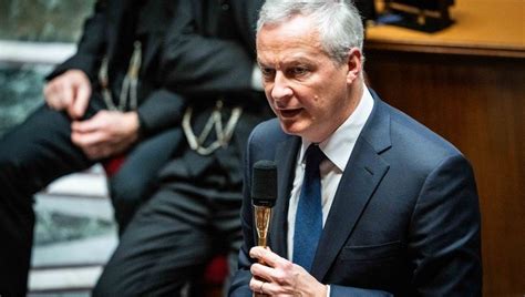 Le Gouvernement Au Chevet Des Boulangers Bruno Le Maire Menace Les